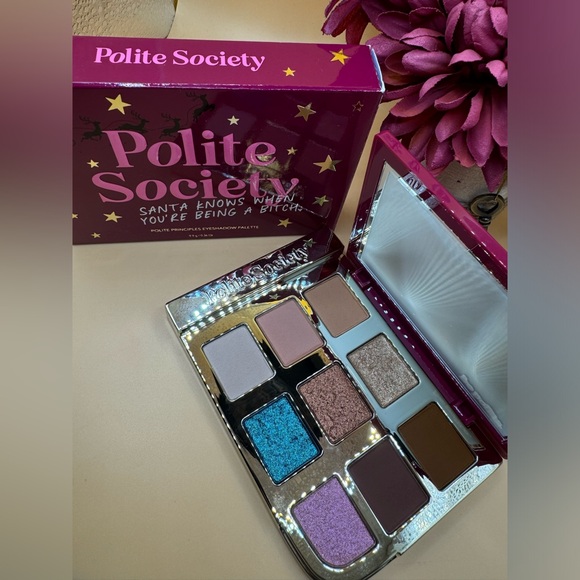 Nib polite society SANTA KNOWs 😉 eyeshadow palette - Picture 2 of 6